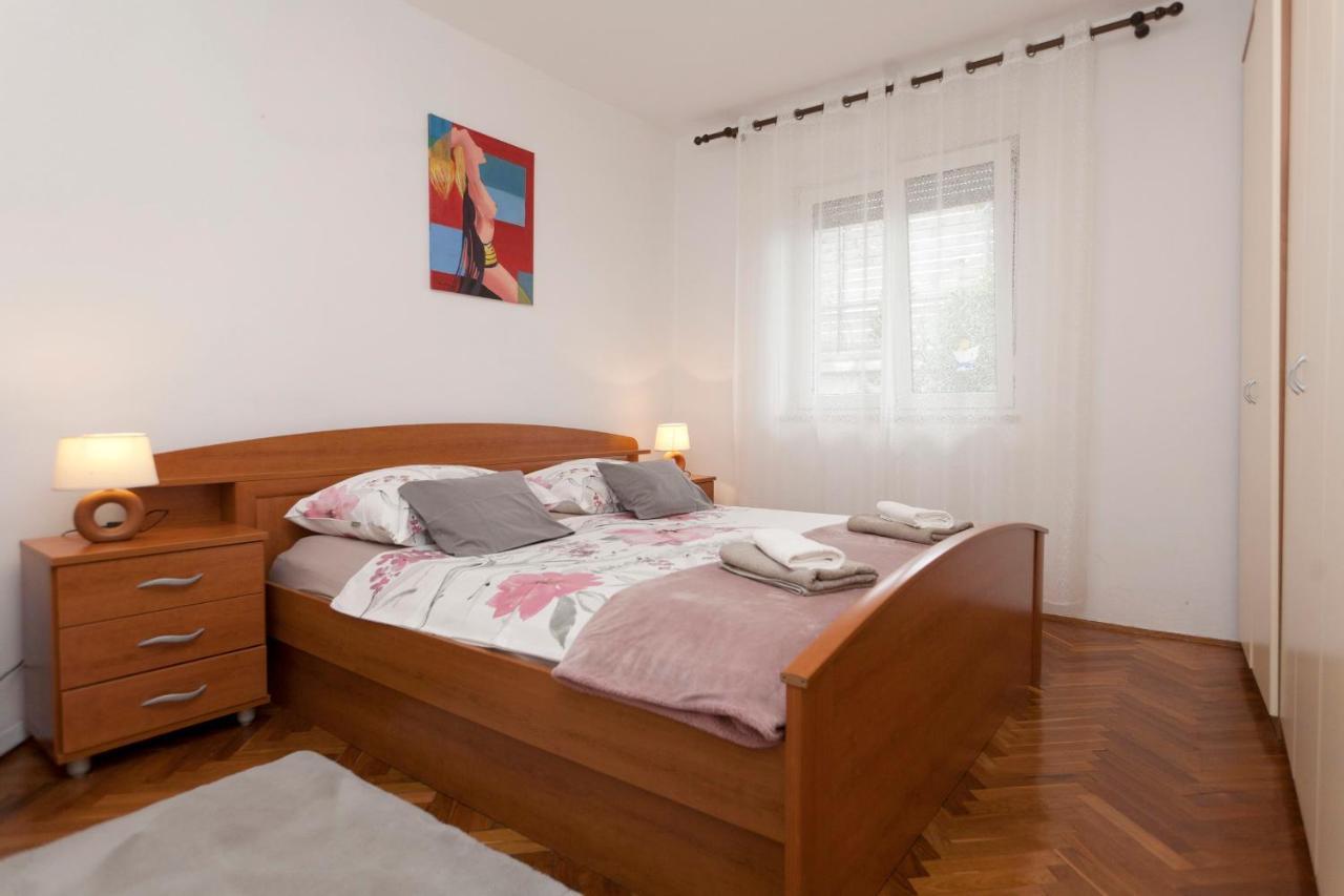 Apartman Nade Pula Eksteriør billede